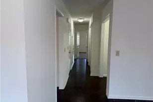 812 Ashebrook Dr, Greensboro, NC 27409 - Photo 4