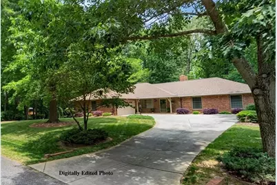 5 Windsor Circle, Thomasville, NC 27360 - Photo 2