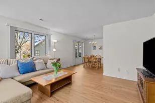 2612 Spring Bridge Cir, Greensboro, NC 27410 - Photo 8