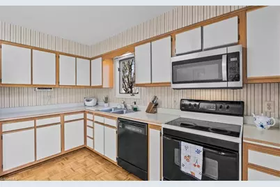 2612 Spring Bridge Circle, Greensboro, NC 27410 - Photo 20