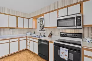 2612 Spring Bridge Cir, Greensboro, NC 27410 - Photo 20