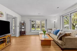 2612 Spring Bridge Cir, Greensboro, NC 27410 - Photo 12