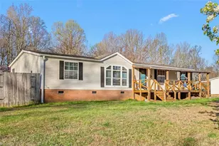 6381 Eagle Landing Dr, Trinity, NC 27370 - Photo 2