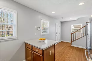 3229 Regents Park Ln, Greensboro, NC 27455 - Photo 8