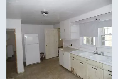 232 Riverview Drive, Sparta, NC 28675 - Photo 22