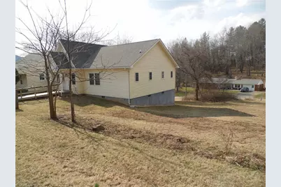 232 Riverview Drive, Sparta, NC 28675 - Photo 36