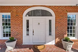 1212 Sturbridge Ave, High Point, NC 27262 - Photo 4