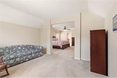 102 Jamestown Oaks Drive, Jamestown, NC 27282 - Photo 26