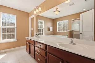 102 Jamestown Oaks Dr, Jamestown, NC 27282 - Photo 26