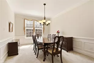 102 Jamestown Oaks Dr, Jamestown, NC 27282 - Photo 16