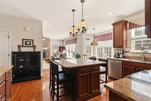 102 Jamestown Oaks Dr, Jamestown, NC 27282 - Photo 10