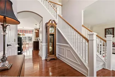 102 Jamestown Oaks Drive, Jamestown, NC 27282 - Photo 6