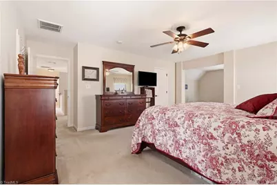 102 Jamestown Oaks Drive, Jamestown, NC 27282 - Photo 22