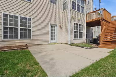 102 Jamestown Oaks Drive, Jamestown, NC 27282 - Photo 40