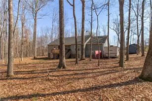 1004 Black Farm Rd, Thomasville, NC 27360 - Photo 30