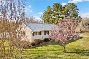 407 N 9th St, Mebane, NC 27302 - Photo 40