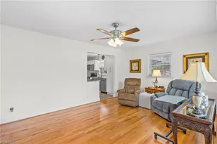 407 N 9th St, Mebane, NC 27302 - Photo 4