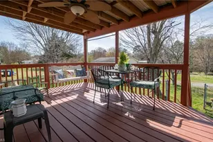 407 N 9th St, Mebane, NC 27302 - Photo 24