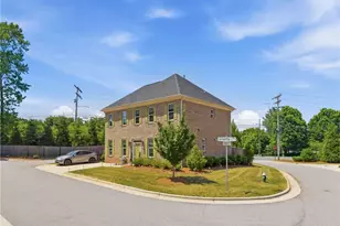 2 Gingerly Wy, Greensboro, NC 27455 - Photo 4
