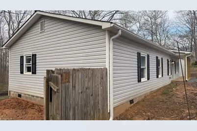 302 La Quinta Drive, Advance, NC 27006 - Photo 2