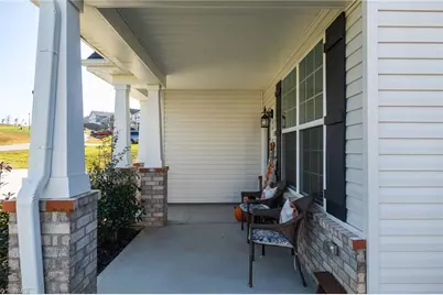 128 S Honey Locust Drive, Thomasville, NC 27360 - Photo 6