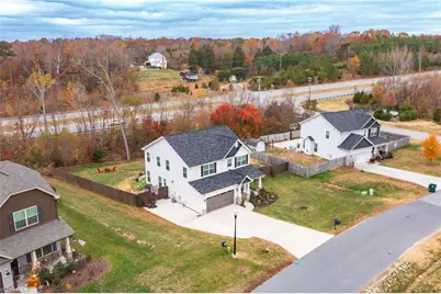 128 S Honey Locust Drive, Thomasville, NC 27360 - Photo 30