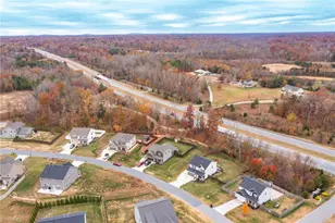 128 S Honey Locust Dr, Thomasville, NC 27360 - Photo 36