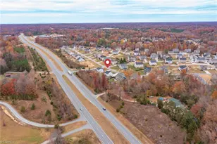 128 S Honey Locust Dr, Thomasville, NC 27360 - Photo 38
