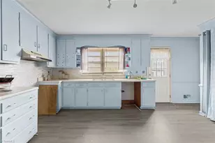 56 Hillcrest Rd, Siler City, NC 27344 - Photo 6