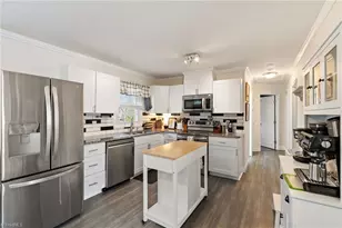 450 Black Lake Rd, Thomasville, NC 27360 - Photo 12