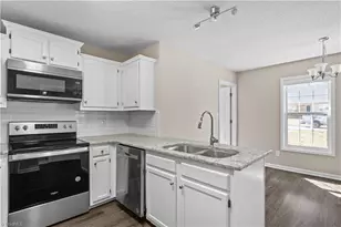 7012 Chaftain Pl, Greensboro, NC 27410 - Photo 10