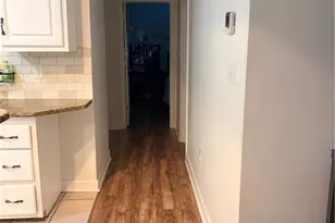 814 Parkwood St, Burlington, NC 27215 - Photo 6