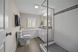 2006 Dalton Rd, Greensboro, NC 27408 - Photo 28