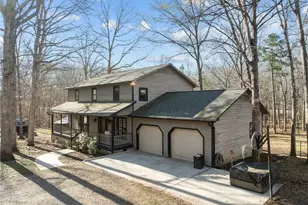 301 Beck Forest Ln, Thomasville, NC 27360 - Photo 1