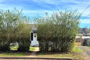 833 Haywood St, Winston-Salem, NC 27105 - Photo 2