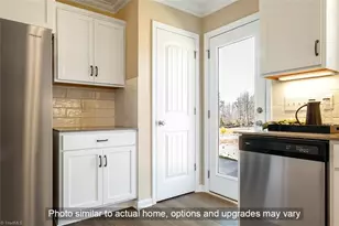 700 Dusk Vis Wy, Greensboro, NC 27410 - Photo 8