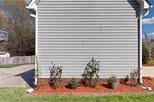 101 Brightleaf Ct, Archdale, NC 27263 - Photo 6
