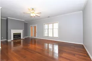 351 S Cherry St, Kernersville, NC 27284 - Photo 2