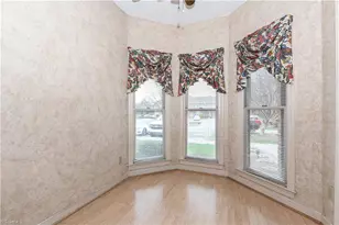 351 S Cherry St, Kernersville, NC 27284 - Photo 6