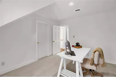 130 Sunset Circle #104, Greensboro, NC 27408 - Photo 24