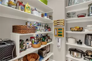 130 Sunset Cir, Greensboro, NC 27408 - Photo 10