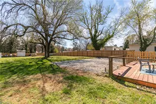 605 S Main St, Kernersville, NC 27284 - Photo 24