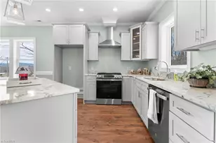 219 Grayson St, Sparta, NC 28675 - Photo 10