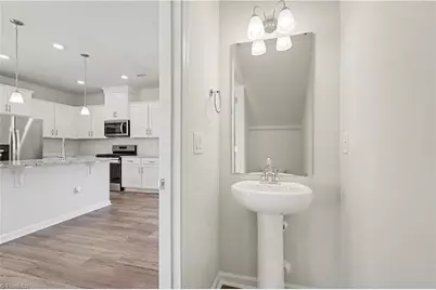 910 Plum Creek Place, Greensboro, NC 27405 - Photo 14