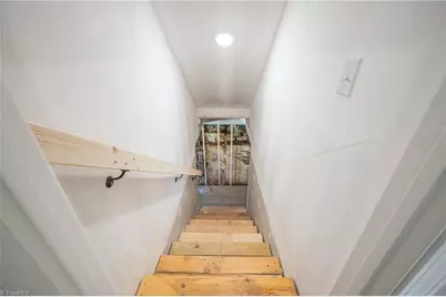 303 Orchard Street, Mount Airy, NC 27030 - Photo 28
