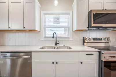 303 Orchard Street, Mount Airy, NC 27030 - Photo 22