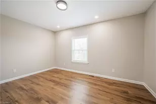 303 Orchard St, Mount Airy, NC 27030 - Photo 8