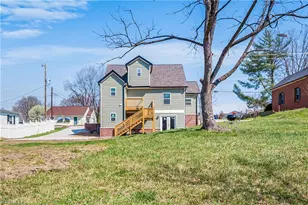 303 Orchard St, Mount Airy, NC 27030 - Photo 2