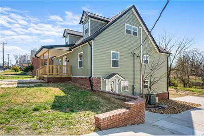 303 Orchard Street, Mount Airy, NC 27030 - Photo 2