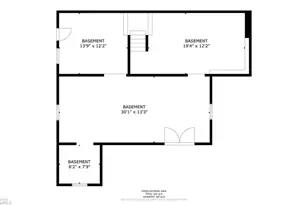 303 Orchard St, Mount Airy, NC 27030 - Photo 8
